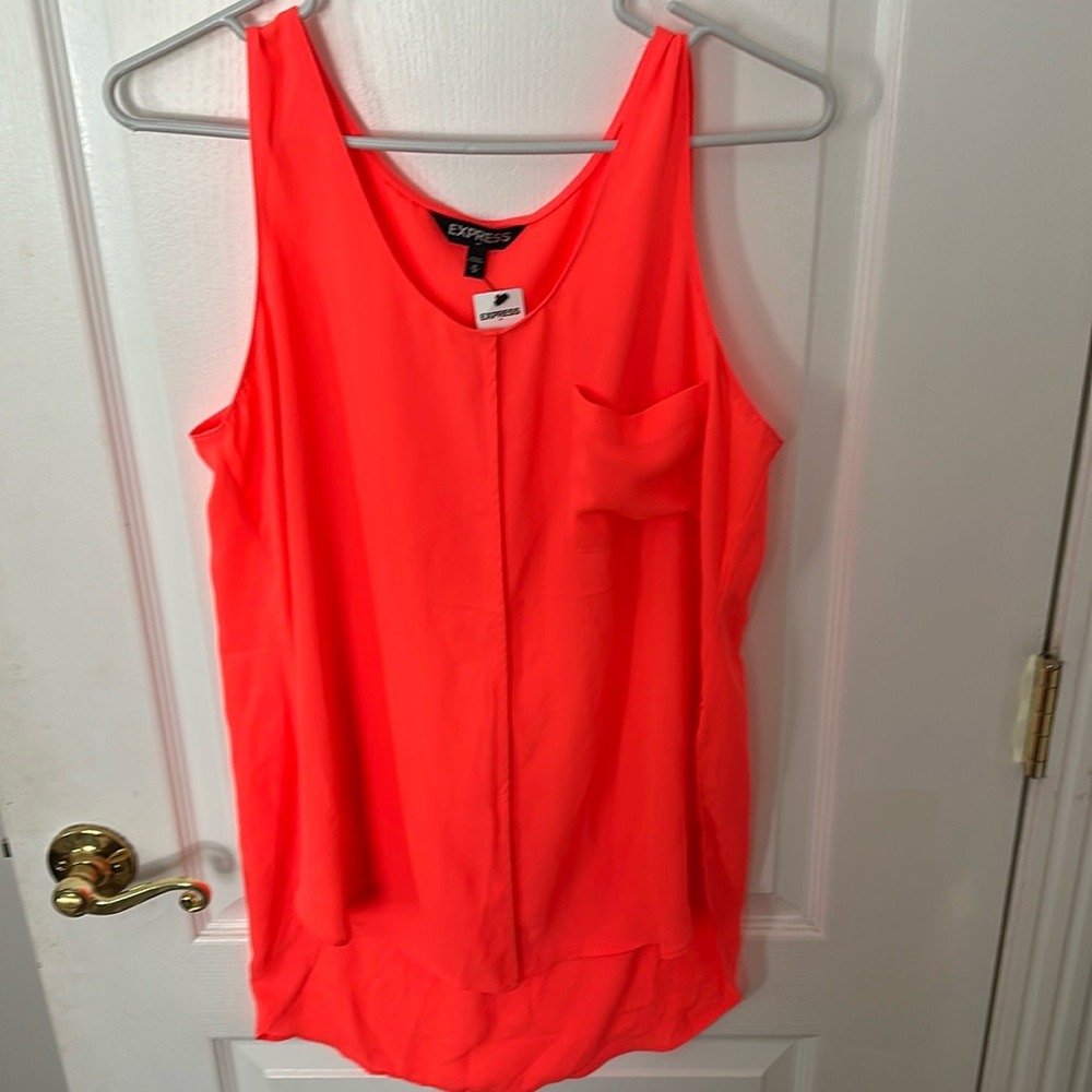 Express flowy tank NWT